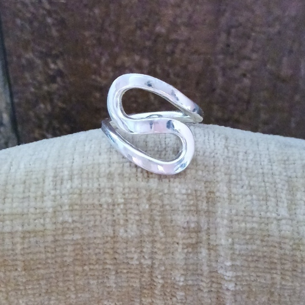 Silver Freeform Swirl Ring